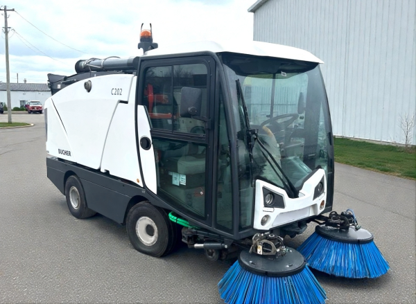 SPAZZATRICE BUCHER C202